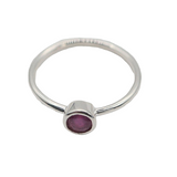 Ring - 925 Sterling Silver - Small Rond Gemstone Ruby